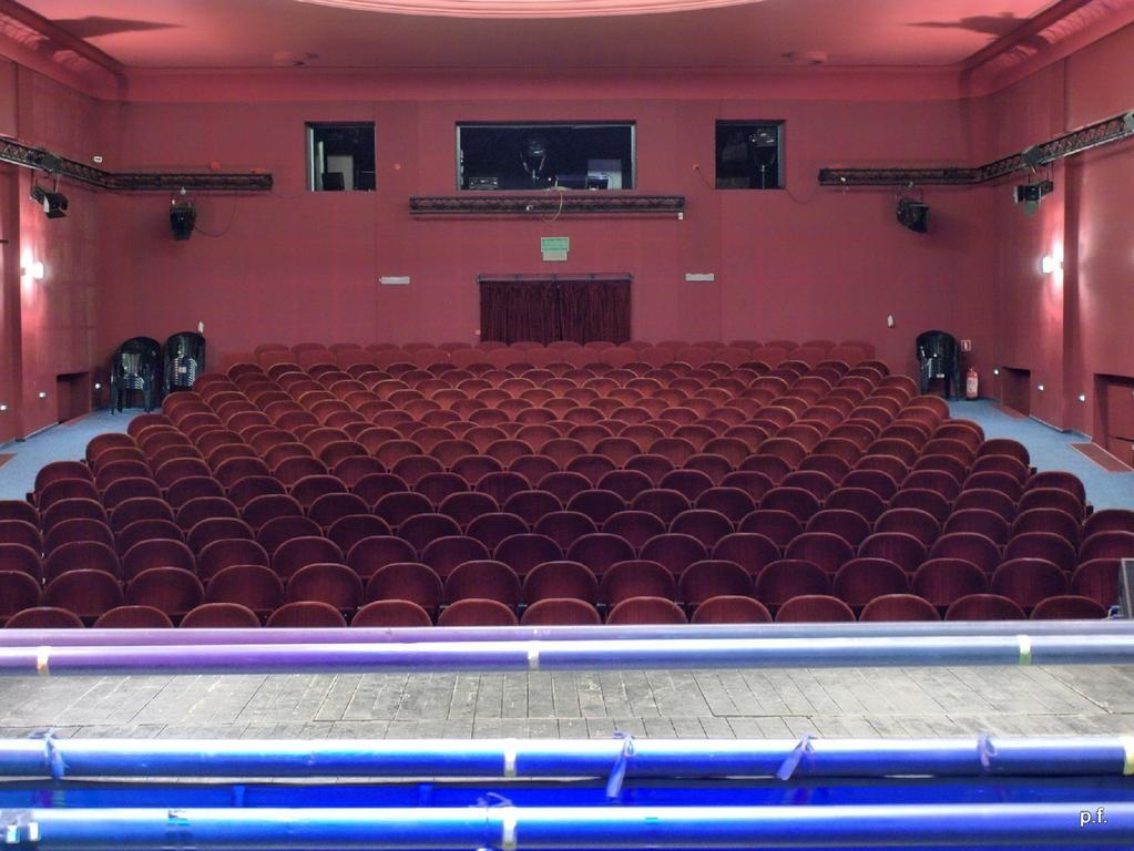 Teatr Baj Pomorski Stary Toruń Exteriér fotografie