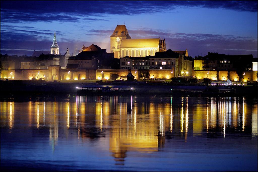 Teatr Baj Pomorski Stary Toruń Exteriér fotografie